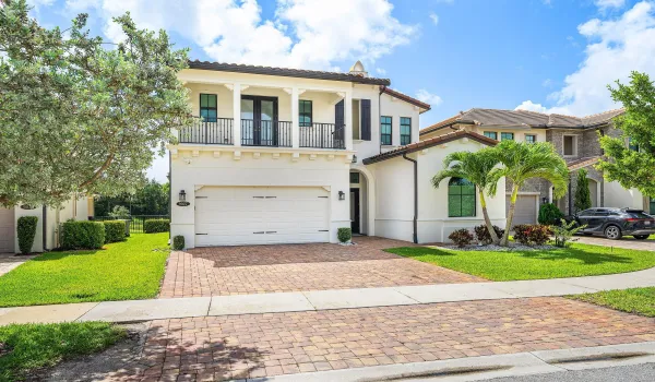 002-9027GrandPrixLane-BoyntonBeach-FL-33