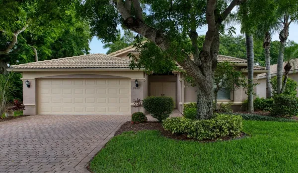 Guard gated Bellaggio community in Boynton Beach offering indoor and outdoor pools, restaurant, ballroom, library and social activities.