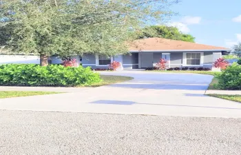 524 STREET VIEW