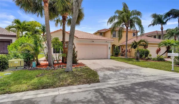 Welcome Home to the Enclave of Coral Springs!