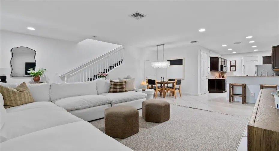 1306 S Jeaga Drive