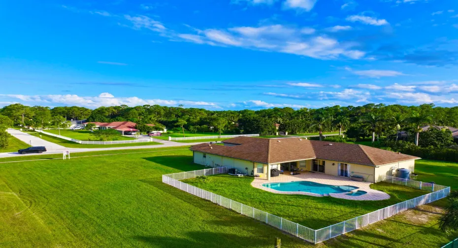 dji_fly_20251025_234902_0016_17620252666