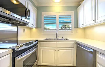 17_700_NE_Harbour_Terrace_Apt_231_17_mls