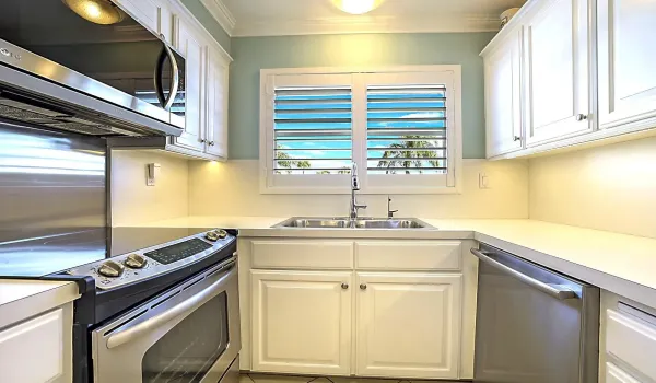 17_700_NE_Harbour_Terrace_Apt_231_17_mls