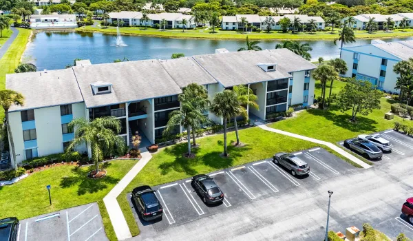 1108 Green Pine E1