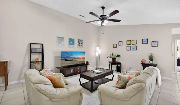 1702 Silverleaf Oak Court