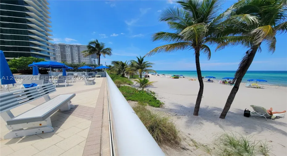 PRIVATE BEACH ACCESS