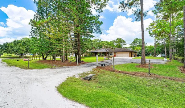 001-1473263rdCourtNorth-TheAcreage-FL-33