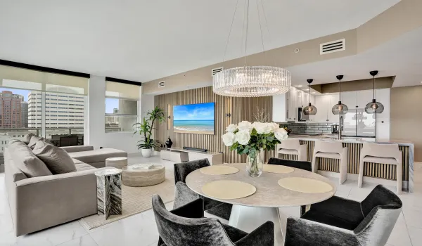 STRADA 315 #1206 LIVING DINING AND KITCH