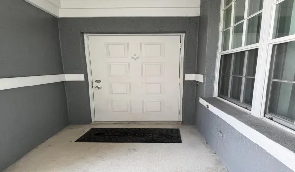 3829 Front door IMG_4634