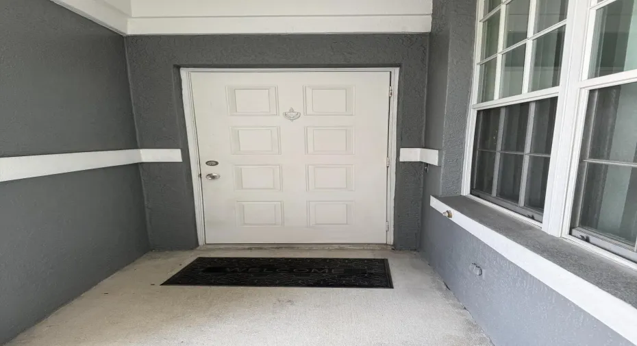3829 Front door IMG_4634
