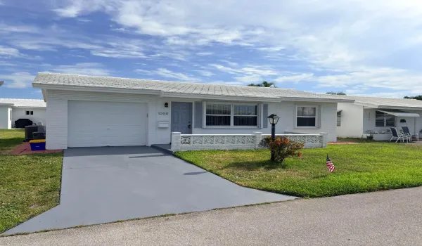 1009 SW 3rd Way