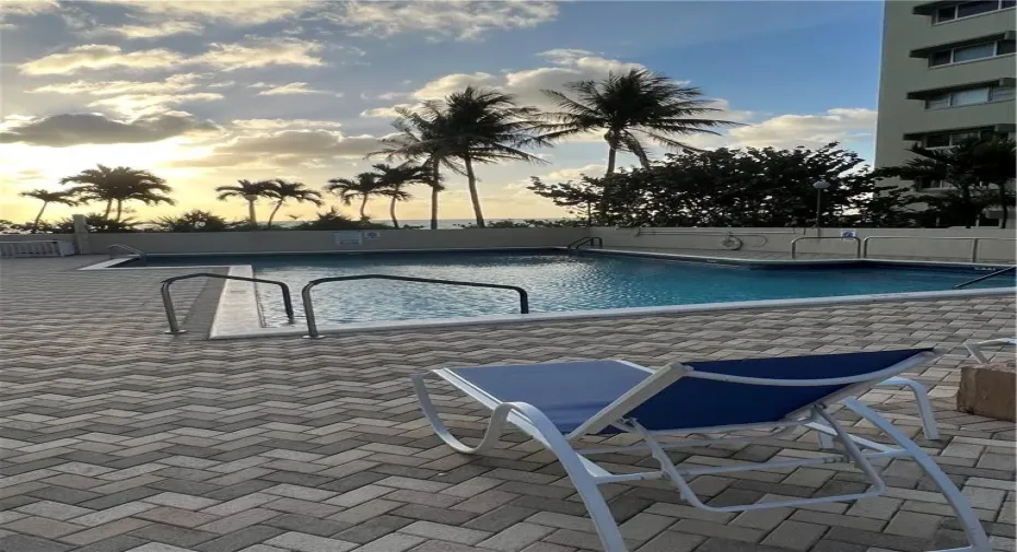Pool, Beach