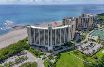 Prime floor and central placement for best view