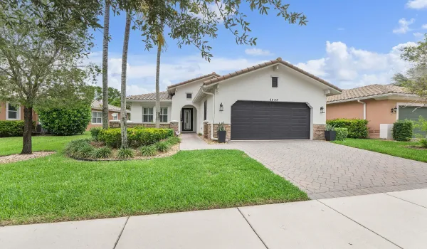 8240 Nw 120th Way_003