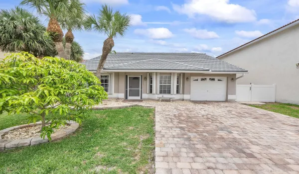 18242 Blue Lake Way_022