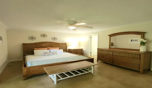 Large Bedroom with ensuite