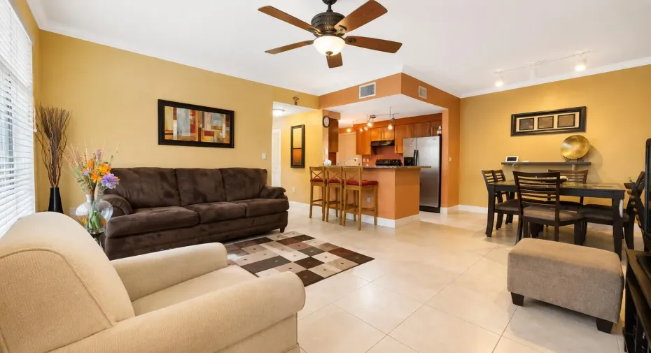 LIVING ROOM 2