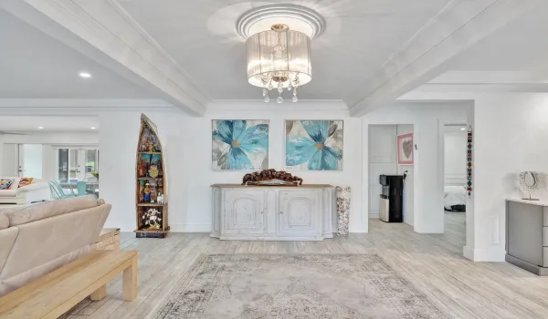 Stunning Foyer