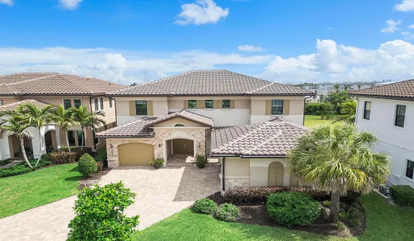 12745 Bayside Ct_004