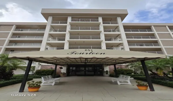 2651 S COURSE FRONT OF BUILDING