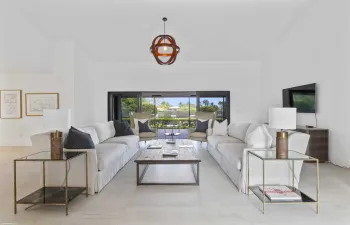 15455 DE Havilland Ct 018