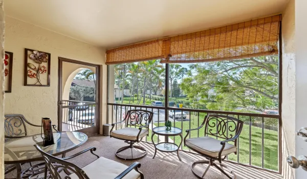 Screened Balcony
