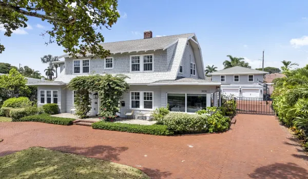 3109 Washington