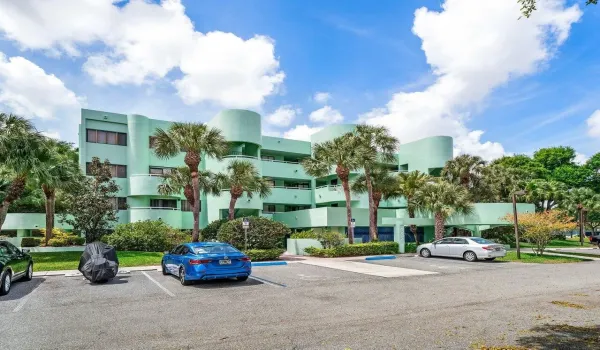 001-5884MorningstarCircle-205-DelrayBeac