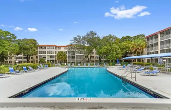 28 Pool 01