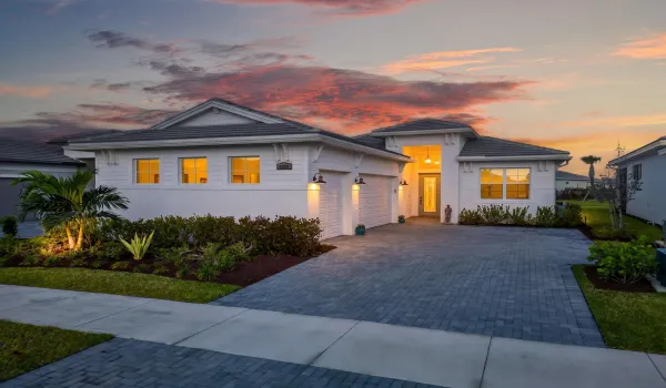 8629 SW Cantante Way