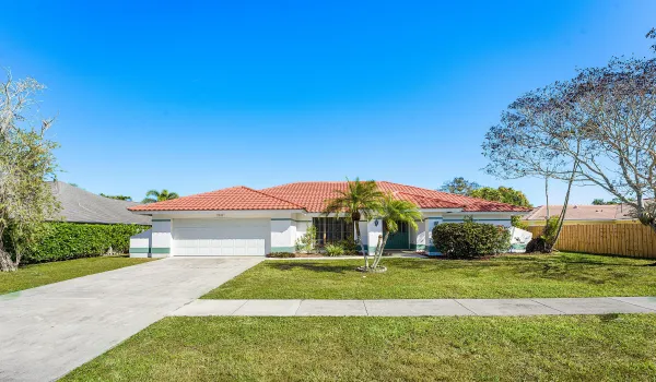 001-2057AmesburyCircle-Wellington-FL-334