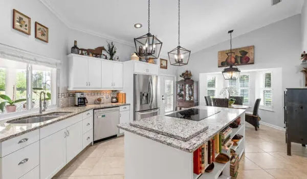 Kitchen 2760 Appaloosa Trail-small-034-0