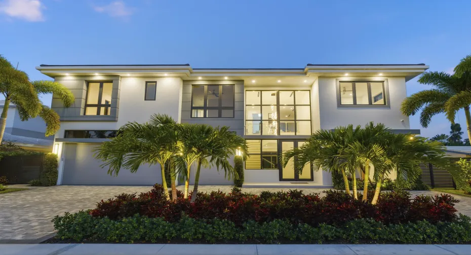1050 NE 3rd Ave Boca Raton FL 27
