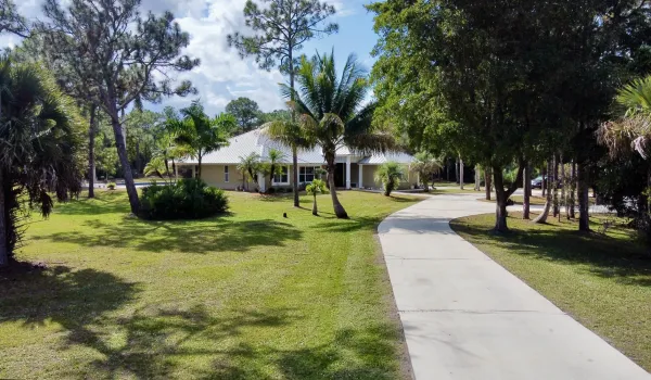 front with driveway