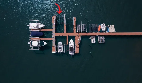 Deeded slip w/ 20k boat lift