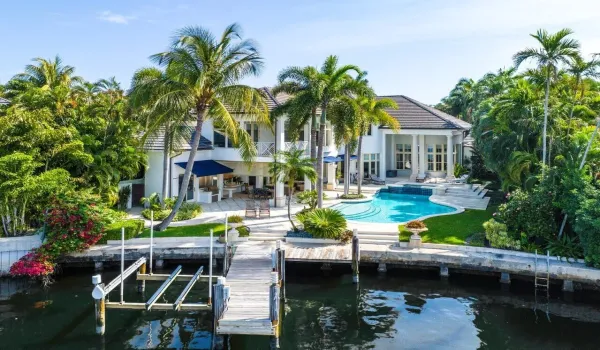 Rear to Intracoastal