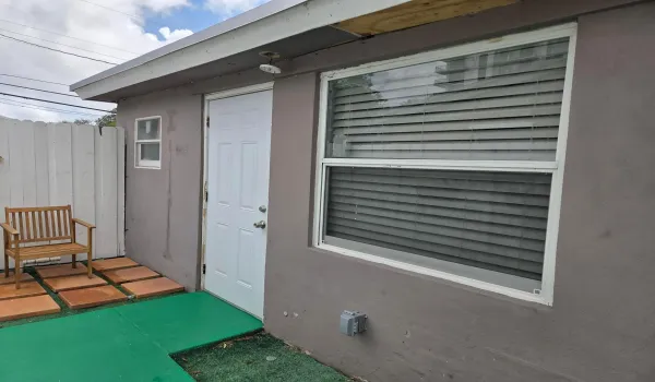 5899