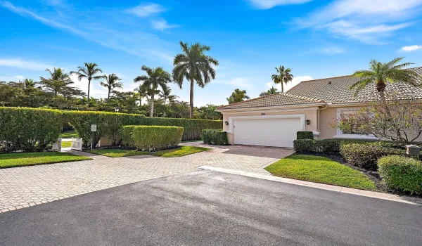 8110 Sandpiper Way