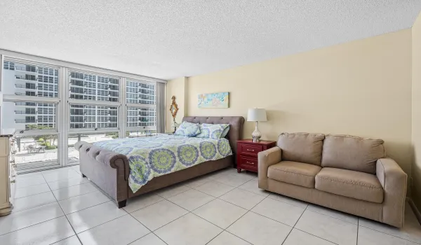 525 N Ocean Blvd-3