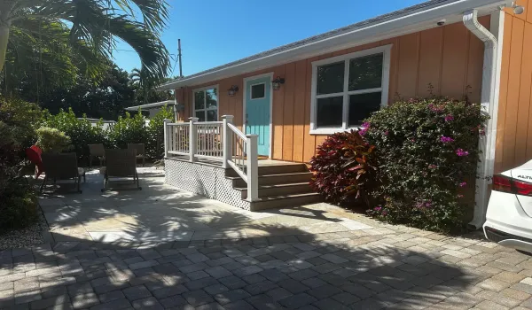 FRONT EXTERIOR