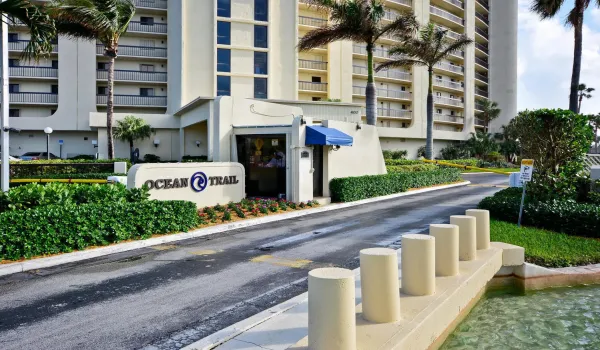 Ocean Trail gate entrance