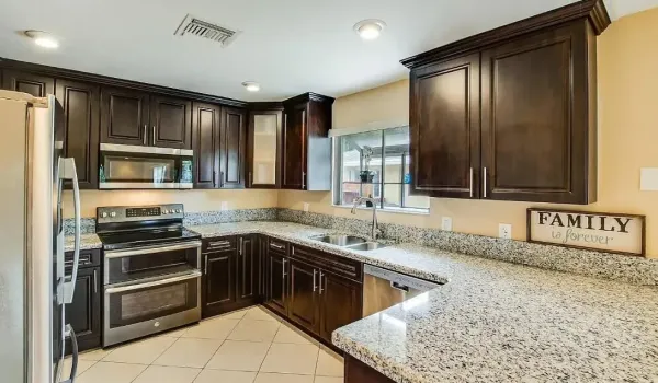 1251 Kitchen