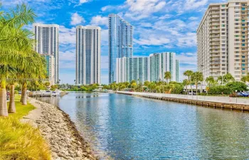Listed Stunning unit in the heart of Sunny Isles for Sale by Andrea Guzman