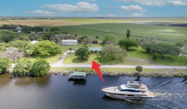 2531 River Rd Moore Haven Fl yacht 2