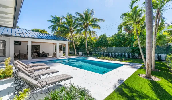 POOL HOME
