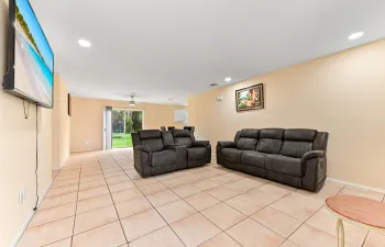 03 living room 01