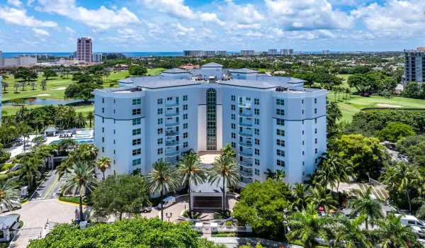 550-SE-Mizner-Blvd-Boca-Raton-Exterior