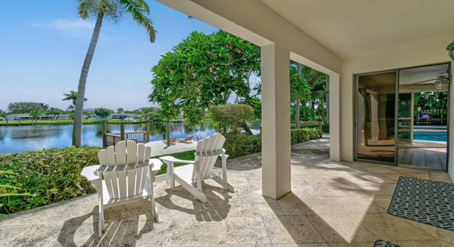 8110WLakeDr(68)