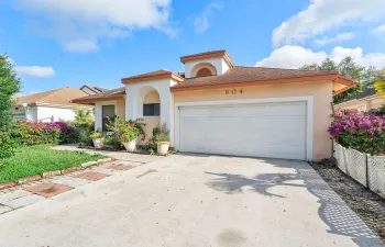 904 Magnolia Ave_0261223